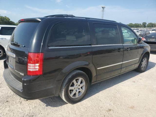 Photo 2 VIN: 2A4RR5D11AR289047 - CHRYSLER TOWN & COU 