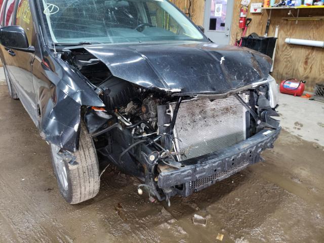 Photo 8 VIN: 2A4RR5D11AR298878 - CHRYSLER TOWN &AMP COU 