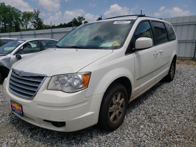 Photo 1 VIN: 2A4RR5D11AR305201 - CHRYSLER TOWN &AMP COU 