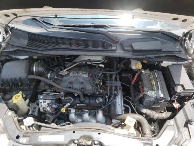 Photo 6 VIN: 2A4RR5D11AR305201 - CHRYSLER TOWN &AMP COU 