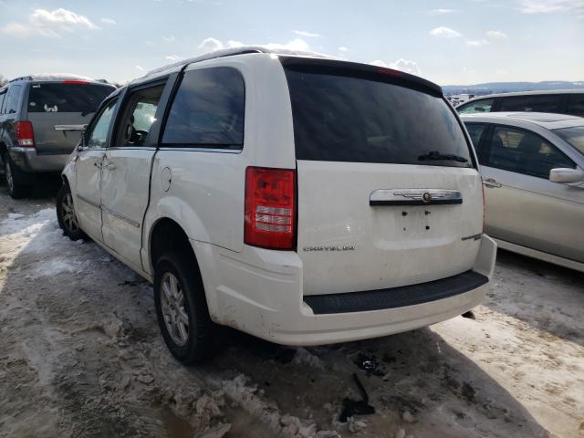 Photo 2 VIN: 2A4RR5D11AR308647 - CHRYSLER TOWN &AMP COU 