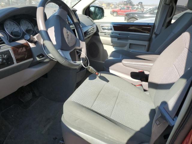 Photo 6 VIN: 2A4RR5D11AR315646 - CHRYSLER TOWN & COU 