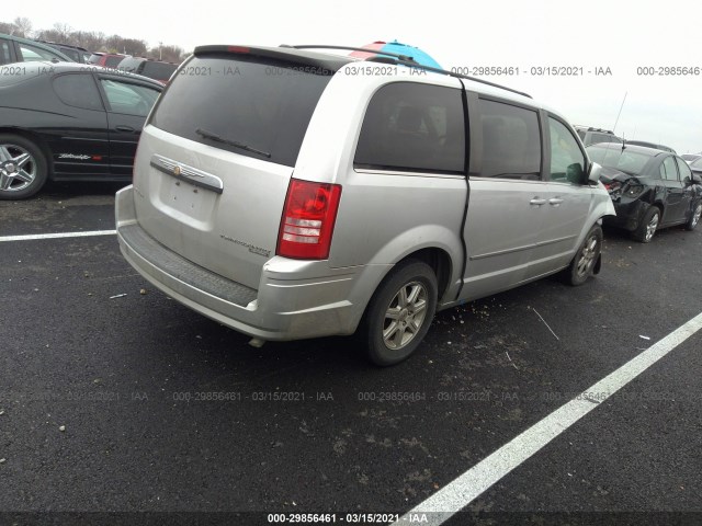 Photo 3 VIN: 2A4RR5D11AR328719 - CHRYSLER TOWN & COUNTRY 