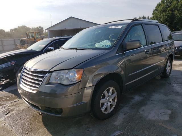 Photo 1 VIN: 2A4RR5D11AR330941 - CHRYSLER TOWN &AMP COU 