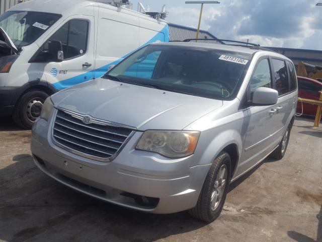 Photo 1 VIN: 2A4RR5D11AR350655 - CHRYSLER TOWN & COU 