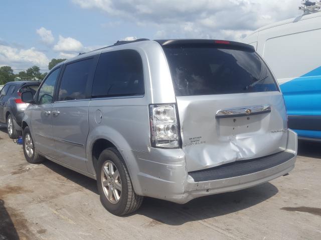 Photo 2 VIN: 2A4RR5D11AR350655 - CHRYSLER TOWN & COU 