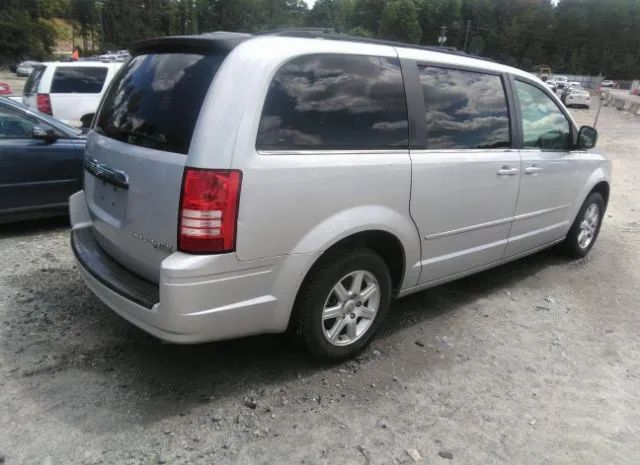 Photo 3 VIN: 2A4RR5D11AR350672 - CHRYSLER TOWN & COUNTRY 