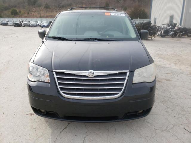 Photo 4 VIN: 2A4RR5D11AR413463 - CHRYSLER TOWN & COU 