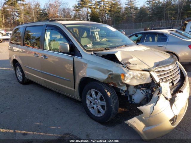 Photo 0 VIN: 2A4RR5D11AR450139 - CHRYSLER TOWN & COUNTRY 