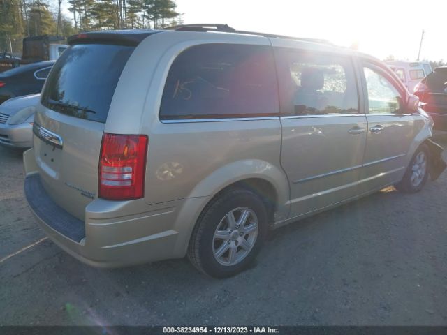 Photo 3 VIN: 2A4RR5D11AR450139 - CHRYSLER TOWN & COUNTRY 