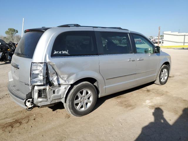 Photo 2 VIN: 2A4RR5D11AR450755 - CHRYSLER TOWN-COU 