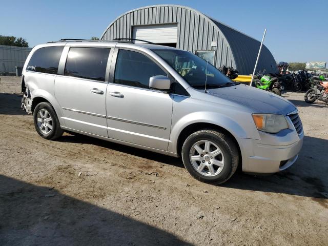 Photo 3 VIN: 2A4RR5D11AR450755 - CHRYSLER TOWN-COU 