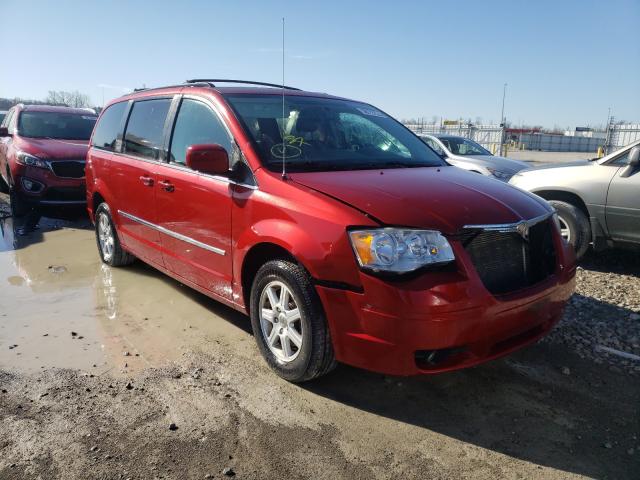 Photo 0 VIN: 2A4RR5D12AR113057 - CHRYSLER TOWN &AMP COU 