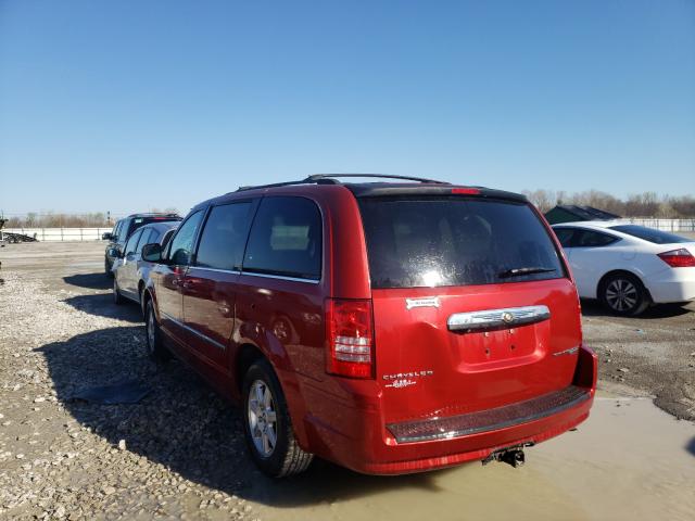 Photo 2 VIN: 2A4RR5D12AR113057 - CHRYSLER TOWN &AMP COU 