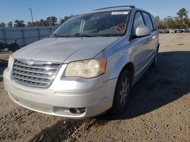 Photo 8 VIN: 2A4RR5D12AR116802 - CHRYSLER TOWN AND C 