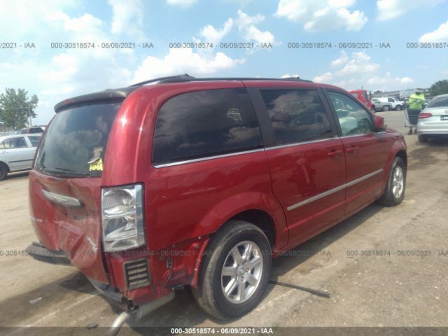 Photo 3 VIN: 2A4RR5D12AR128089 - CHRYSLER TOWN & COUNTRY 