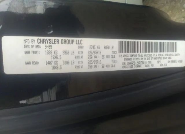 Photo 8 VIN: 2A4RR5D12AR138010 - CHRYSLER TOWN & COUNTRY 