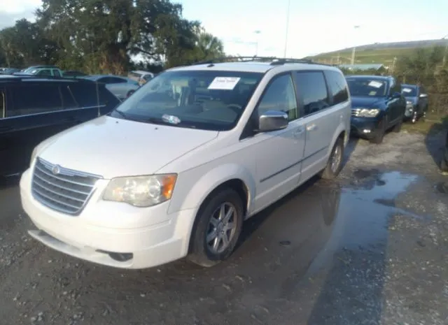 Photo 1 VIN: 2A4RR5D12AR170410 - CHRYSLER TOWN & COUNTRY 