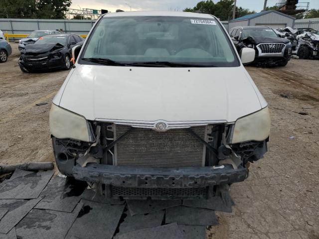 Photo 4 VIN: 2A4RR5D12AR183156 - CHRYSLER TOWN & COU 