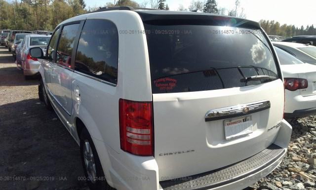 Photo 2 VIN: 2A4RR5D12AR203809 - CHRYSLER TOWN AND COUNTRY 