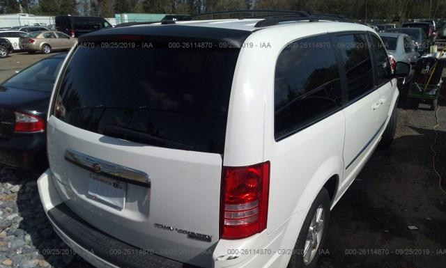 Photo 3 VIN: 2A4RR5D12AR203809 - CHRYSLER TOWN AND COUNTRY 