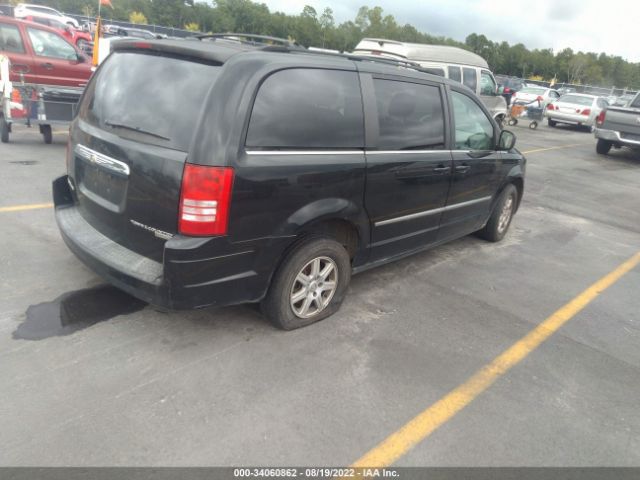 Photo 3 VIN: 2A4RR5D12AR270880 - CHRYSLER TOWN & COUNTRY 