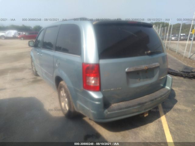 Photo 2 VIN: 2A4RR5D12AR284567 - CHRYSLER TOWN & COUNTRY 