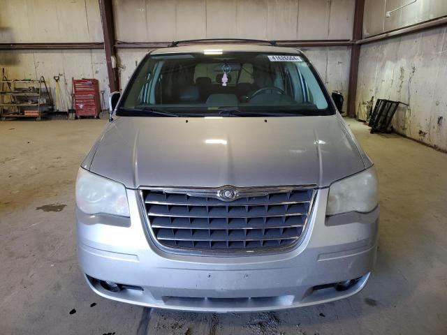 Photo 4 VIN: 2A4RR5D12AR315431 - CHRYSLER MINIVAN 