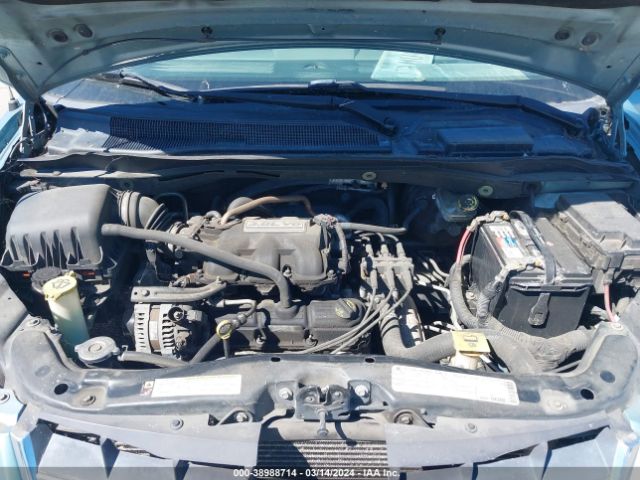 Photo 9 VIN: 2A4RR5D12AR328566 - CHRYSLER TOWN & COUNTRY 