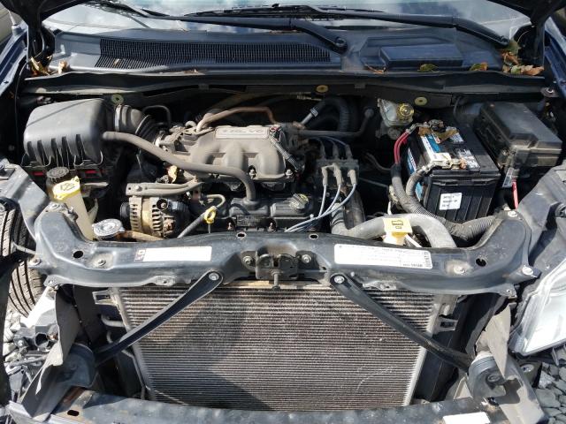 Photo 6 VIN: 2A4RR5D12AR339003 - CHRYSLER TOWN & COU 