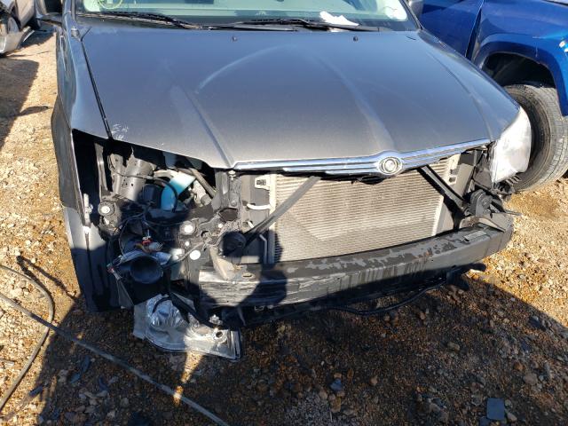 Photo 8 VIN: 2A4RR5D12AR361549 - CHRYSLER TOWN &AMP COU 