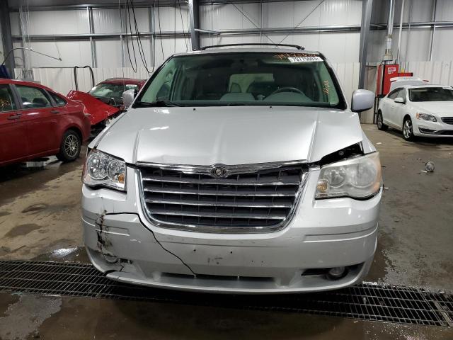 Photo 4 VIN: 2A4RR5D12AR368856 - CHRYSLER MINIVAN 