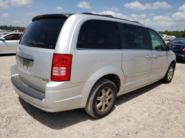 Photo 3 VIN: 2A4RR5D12AR424181 - CHRYSLER TOWN & COU 