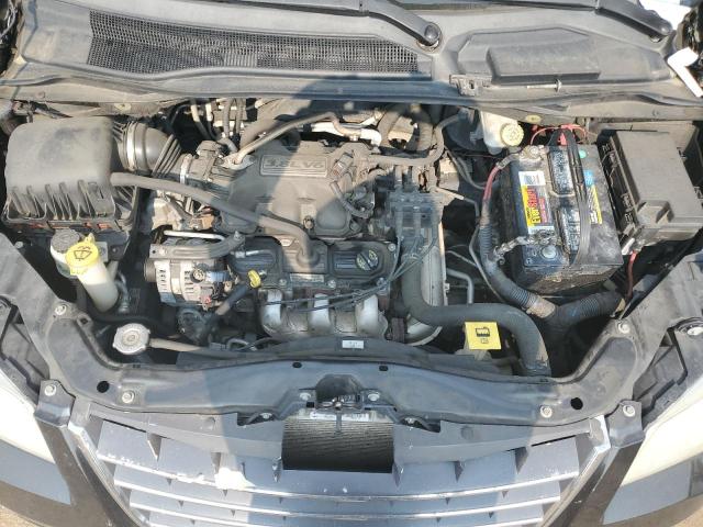 Photo 11 VIN: 2A4RR5D12AR424259 - CHRYSLER TOWN & COU 