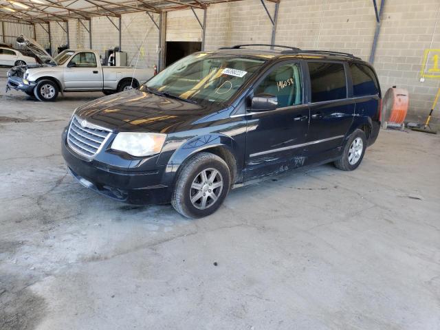 Photo 1 VIN: 2A4RR5D12AR450957 - CHRYSLER TOWN & COU 