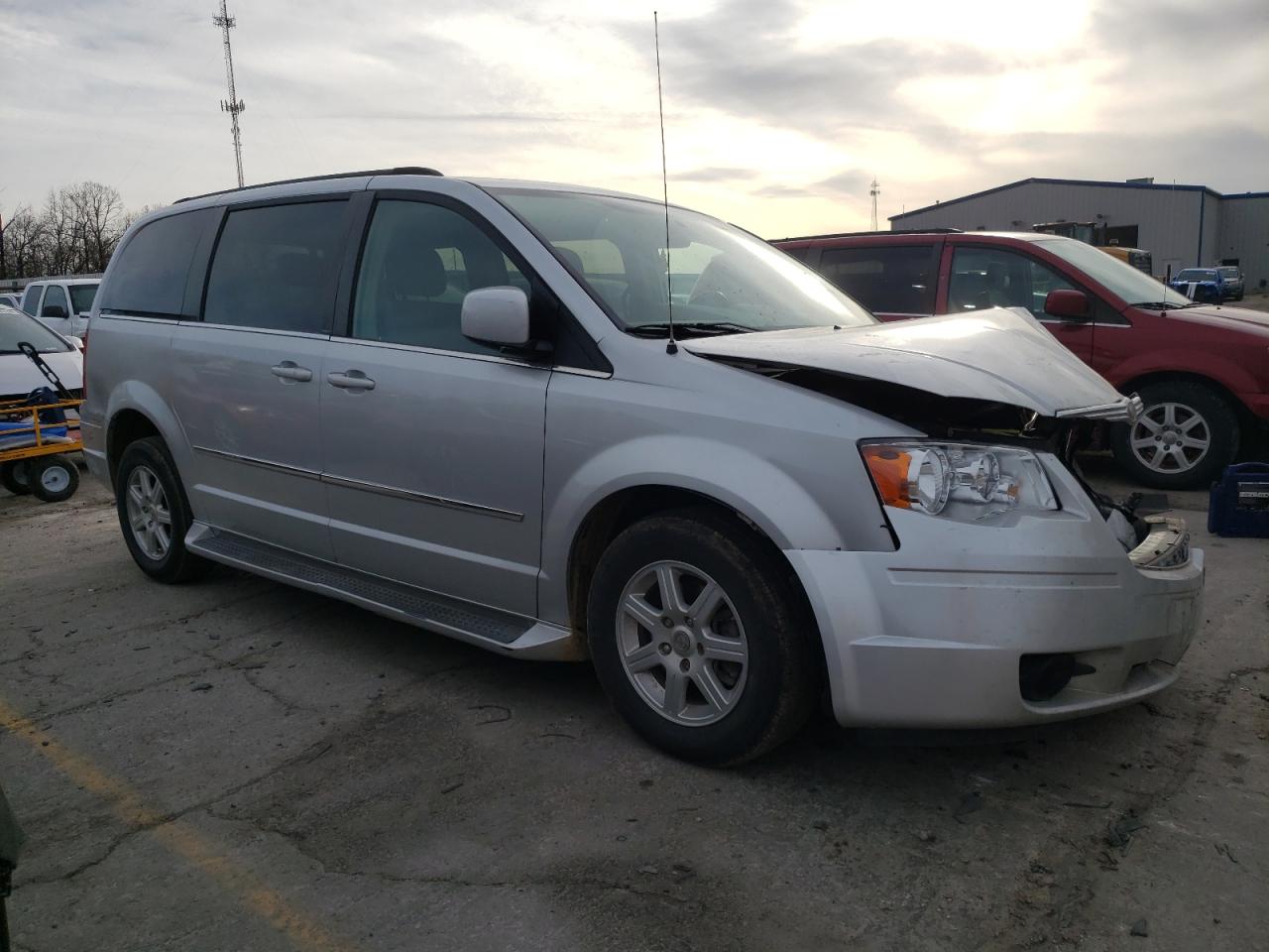 Photo 3 VIN: 2A4RR5D12AR460355 - CHRYSLER TOWN & COUNTRY 