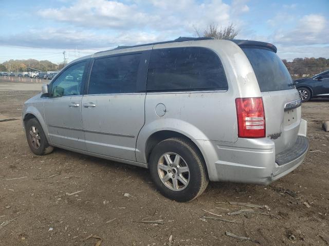 Photo 1 VIN: 2A4RR5D12AR461022 - CHRYSLER MINIVAN 