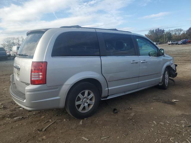 Photo 2 VIN: 2A4RR5D12AR461022 - CHRYSLER MINIVAN 