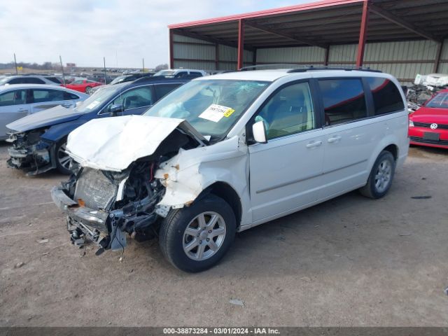 Photo 1 VIN: 2A4RR5D13AR115593 - CHRYSLER TOWN & COUNTRY 