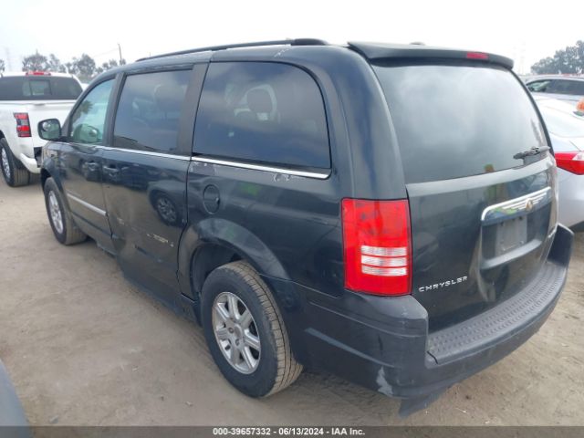 Photo 2 VIN: 2A4RR5D13AR129879 - CHRYSLER TOWN AND COUNTRY 