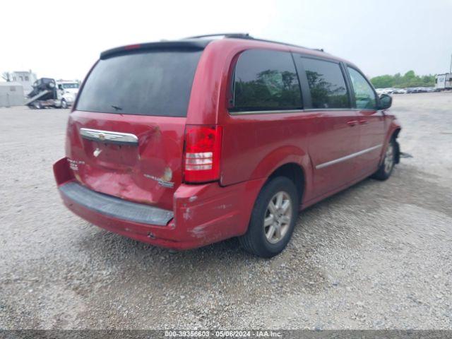 Photo 3 VIN: 2A4RR5D13AR130174 - CHRYSLER TOWN & COUNTRY 