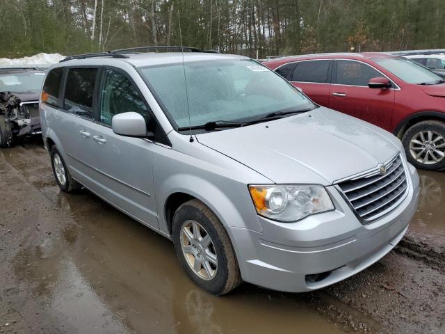 Photo 3 VIN: 2A4RR5D13AR152434 - CHRYSLER TOWN & COU 