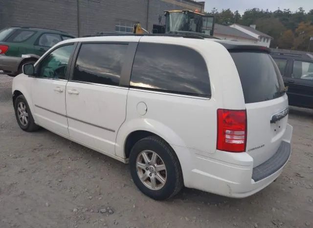 Photo 2 VIN: 2A4RR5D13AR217475 - CHRYSLER TOWN & COUNTRY 