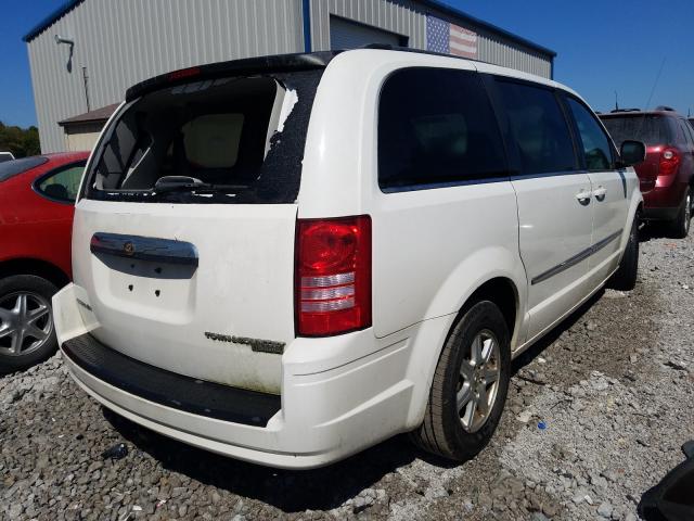 Photo 3 VIN: 2A4RR5D13AR232476 - CHRYSLER TOWN & COU 