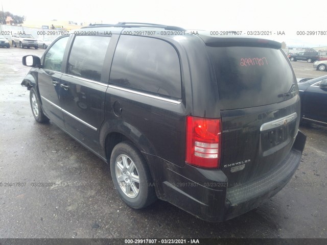 Photo 2 VIN: 2A4RR5D13AR240318 - CHRYSLER TOWN & COUNTRY 