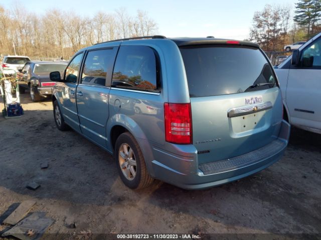 Photo 2 VIN: 2A4RR5D13AR260312 - CHRYSLER TOWN & COUNTRY 