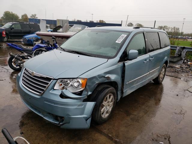 Photo 1 VIN: 2A4RR5D13AR284643 - CHRYSLER TOWN &AMP COU 