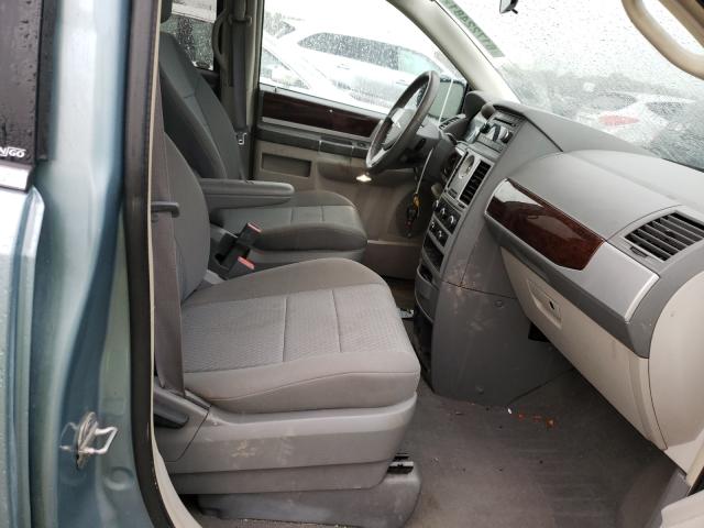 Photo 4 VIN: 2A4RR5D13AR284643 - CHRYSLER TOWN &AMP COU 