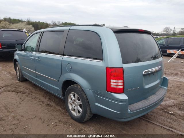 Photo 2 VIN: 2A4RR5D13AR288871 - CHRYSLER TOWN & COUNTRY 