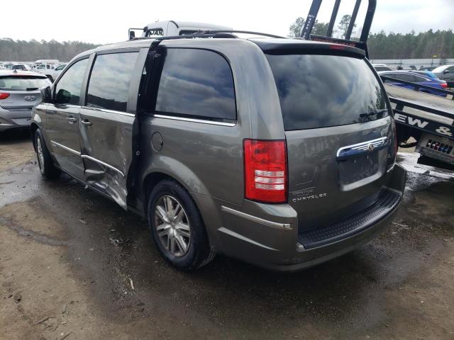 Photo 1 VIN: 2A4RR5D13AR293374 - CHRYSLER TOWN & COU 